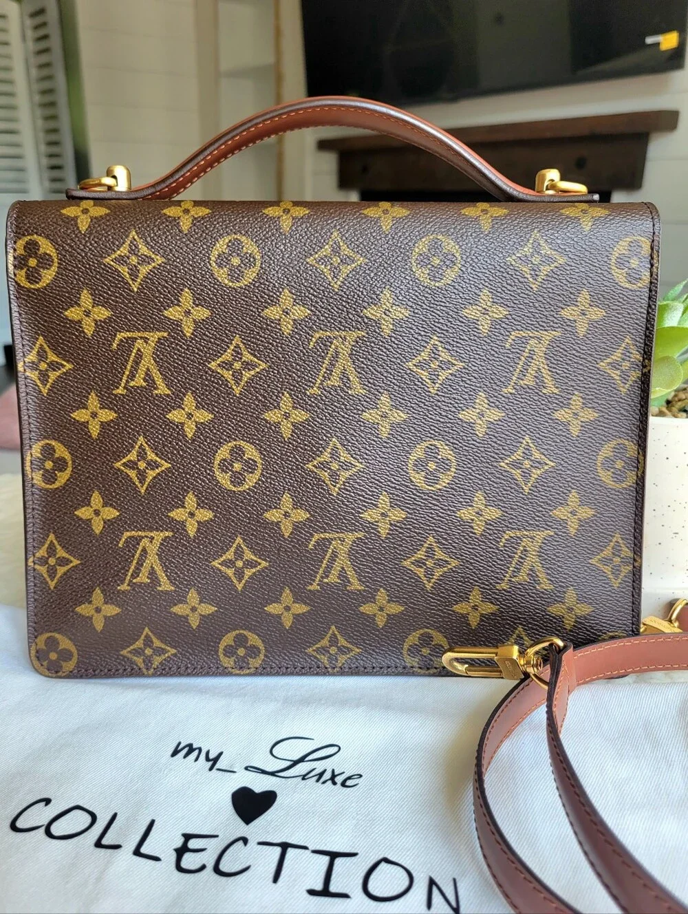 BEAUTIFUL💕 Louis Vuitton Crossbody Shoulder Bag Monogram - Monceau 26